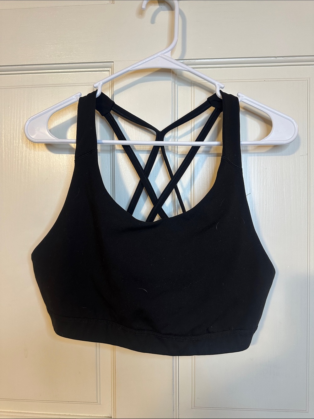 Old Navy Black Crisscross Back Sports Bra